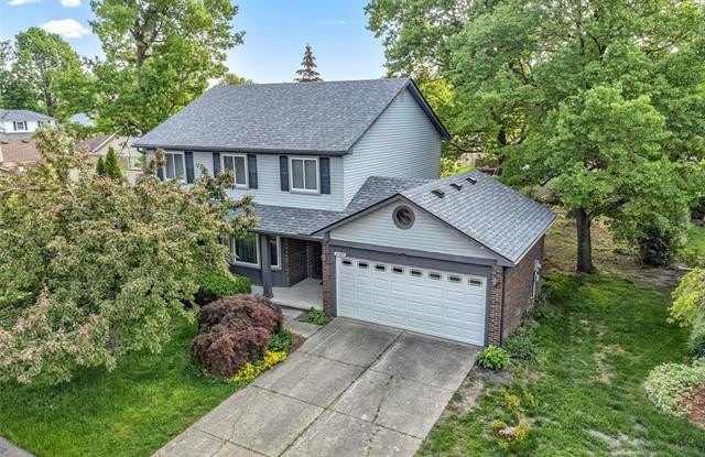 21385 Deerfield Drive photos photos