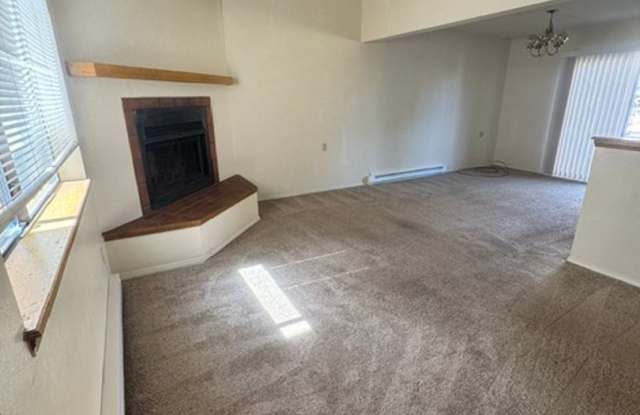 2 Bedroom Townhome with a fireplace Gallery 3
