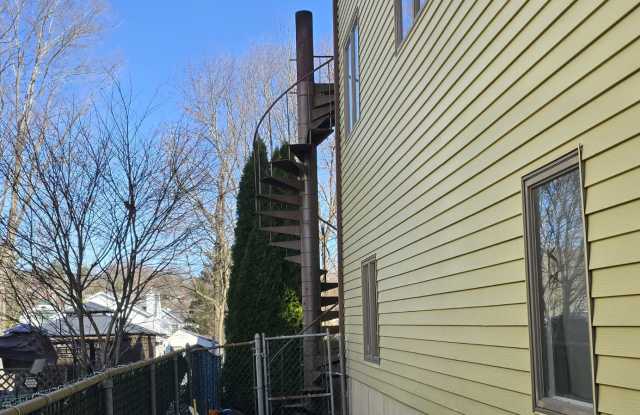 175 Chestnut Street - A Gallery 2