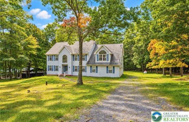159 Winding Way Gallery 2