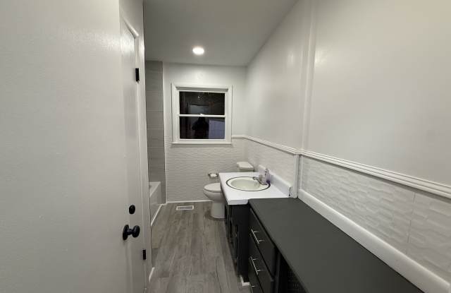 1226 Parker Blvd photos photos