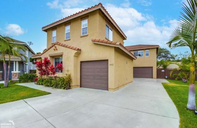 1002 Greenway Road photos photos
