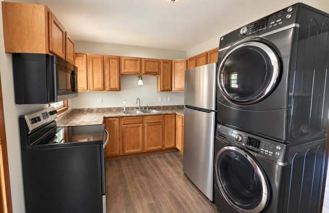 Country Field, City Convenience, Spacious 3 Bed Home Near Historic Downtown Prattville Gallery 3