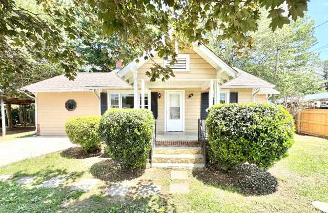 Renovated 2 Bedroom with Optional Third photos photos