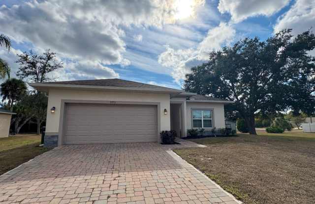 Modern 3 Bed 2 Bath in North Port Available Now photos photos