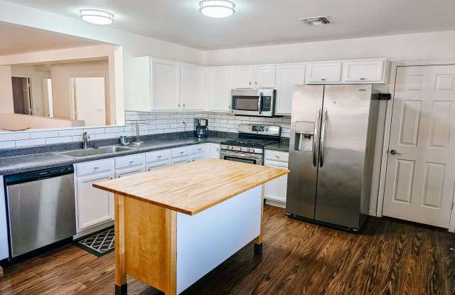 3552 North Riverhaven Drive photos photos