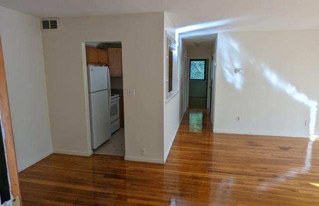 202 Central Gallery 2