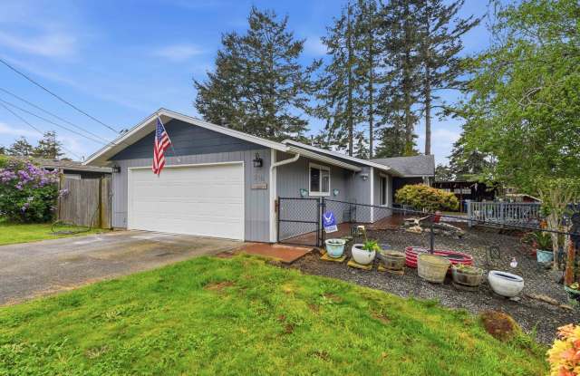 3 Bedroom, 2 Bathroom Home with Plenty of Space Gallery 1