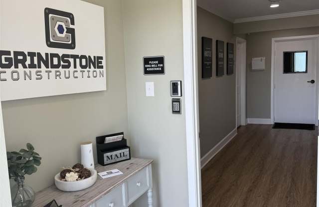 2501 NEWCOMBE STREET Gallery 3