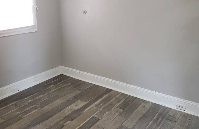 2448 W MONTGOMERY AVENUE Gallery 3