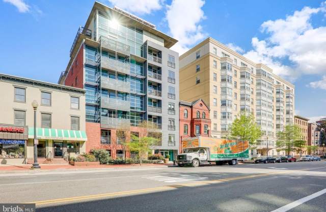Stunning 1,300 Square Foot Two Bedroom W/ Private Balcony, Extra Storage, Pets Welcomed Available Now! photos photos