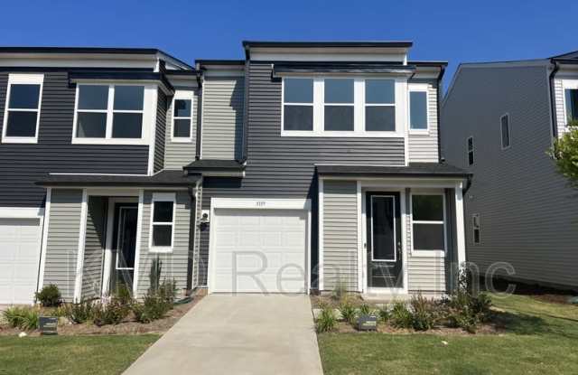 3119 Hutton Gardens Lane photos photos