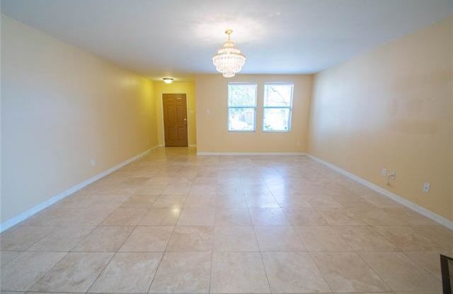 12851 Vassar Drive Gallery 3