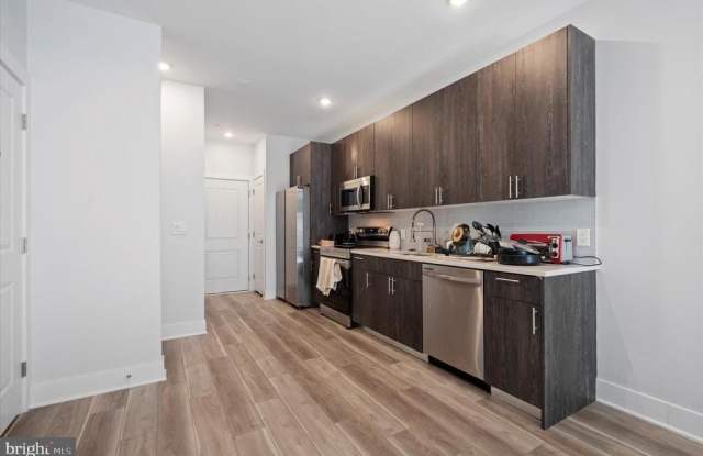 3938 HAVERFORD AVENUE photos photos