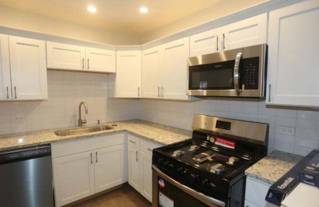 1637 Clybourn - 1637 N Clybourn Ave, Chicago, IL 60614
