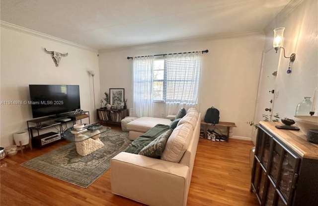 7940 Southwest 55th Avenue - 7940 Southwest 55th Avenue, Miami-Dade County, FL 33143