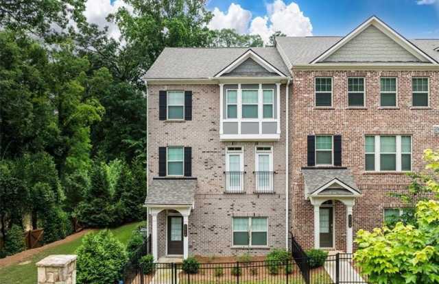 2560 Clairebrooke Bend photos photos