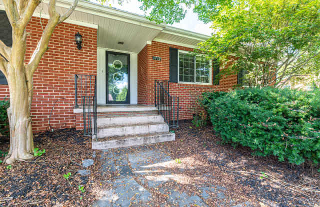 1719 Scenic Drive Gallery 3