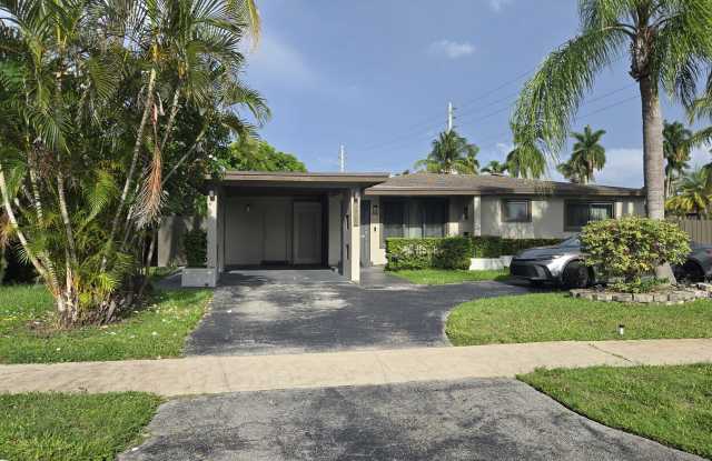 603 North 31st Court Gallery 1