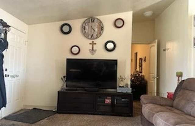 Charming manufactured home Gallery 3