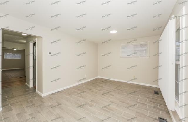 11856 Saint John Avenue Gallery 4