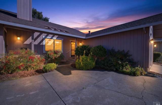 663 Spring Lane photos photos