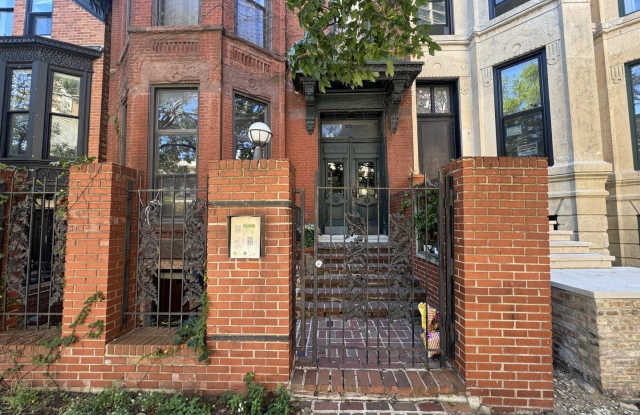 1832 N LINCOLN Avenue unit: 2M photos photos