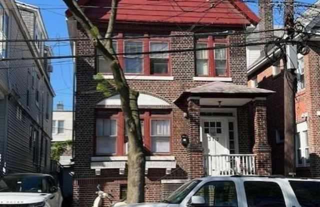 313 STEGMAN PARKWAY photos photos