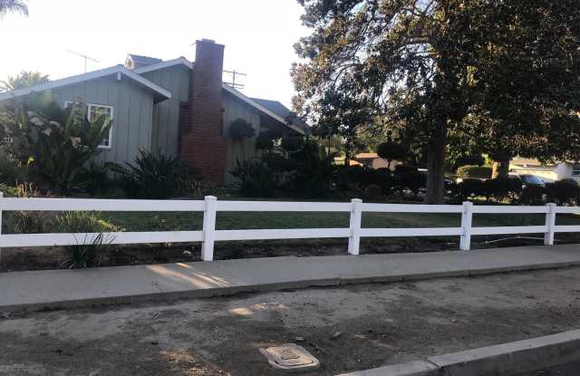 10855 Noble Ave Gallery 2