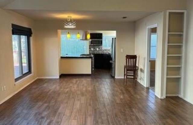 7538 TANTIVITY Gallery 2