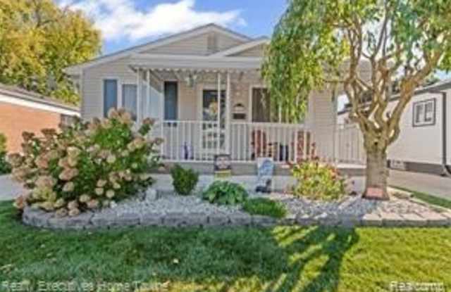 19430 Williamson Street photos photos