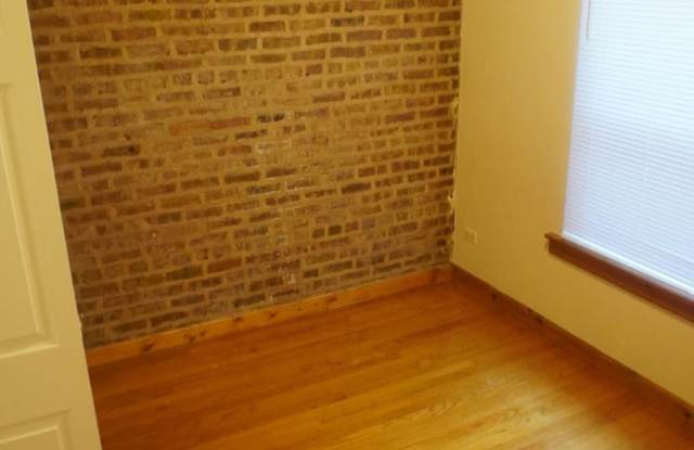 6355 N Lakewood Gallery 4