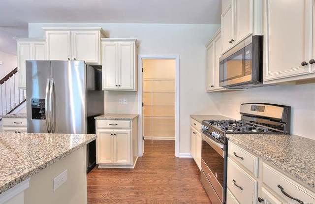 7811 Meridale Forest Drive Gallery 3