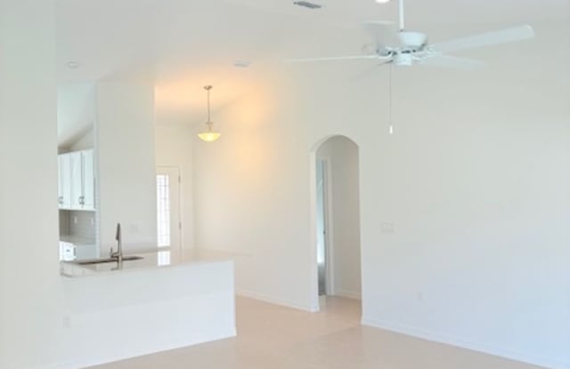 Brand New home for rent ! Gallery 4