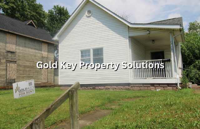 3 Bed 1 Bath Home For Rent W/ Fenced Yard photos photos