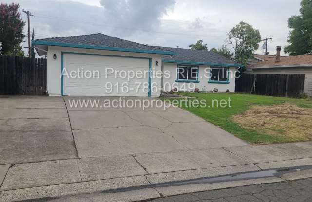 Very Clean 3 Bedroom 1.5 bath, 2 Car Garage, Large yard, New Paint  Flooring, updated kitchen, Large Yard, Pest Control Gardner for front lawn included photos photos