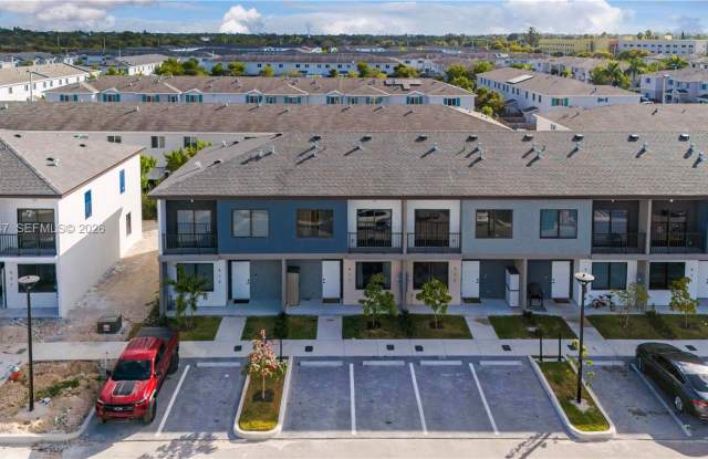 417 Northwest 13th Court photos photos