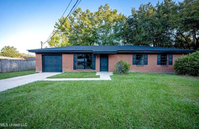 210 Lamey Court - 210 Lamey Court, Ocean Springs, MS 39564 210 Lamey Court - 210 Lamey Court, Ocean Springs, MS 39564