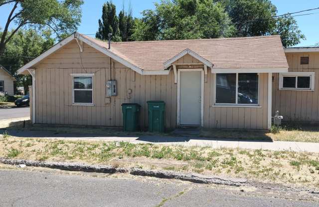 2 Bedroom 1 Bath Newly Remodeled House photos photos