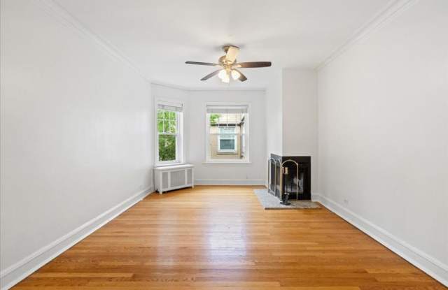 1439 W Elmdale Ave photos photos