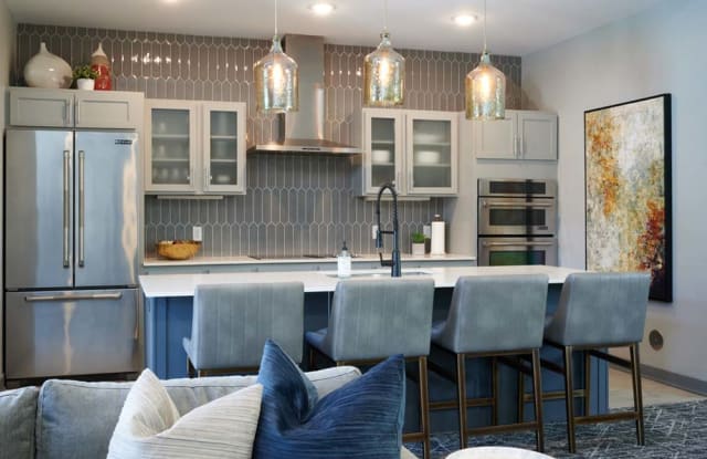 Valley Creek Apartments photos photos