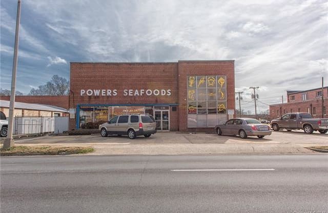 511 Franklin Boulevard W - 511 East Franklin Boulevard, Gastonia, NC 28056