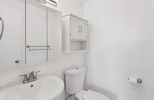 10301 Lake Ave photos photos