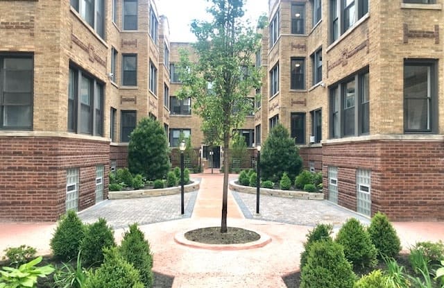 5003 North Ashland Avenue - 5003 North Ashland Avenue, Chicago, IL 60640