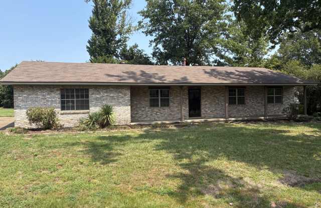 103 Cottonwood Avenue photos photos