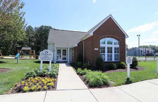 Branchester Lakes Apartments photos photos