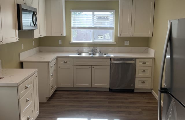 7237 Yosemite Boulevard photos photos