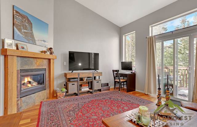 WINTER RENTAL, Utilities included- Gorgeous Townhome with Garage photos photos