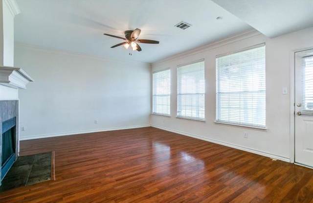 1282 Bradford Drive Gallery 4