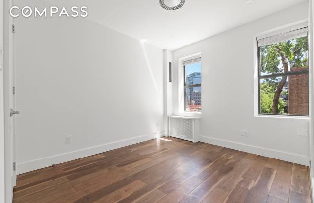 803 Washington Street Gallery 4